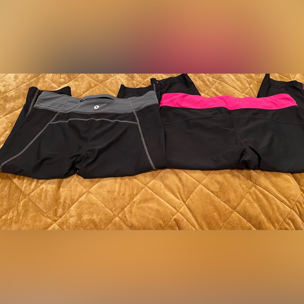 2 pair of cute leggings!!!